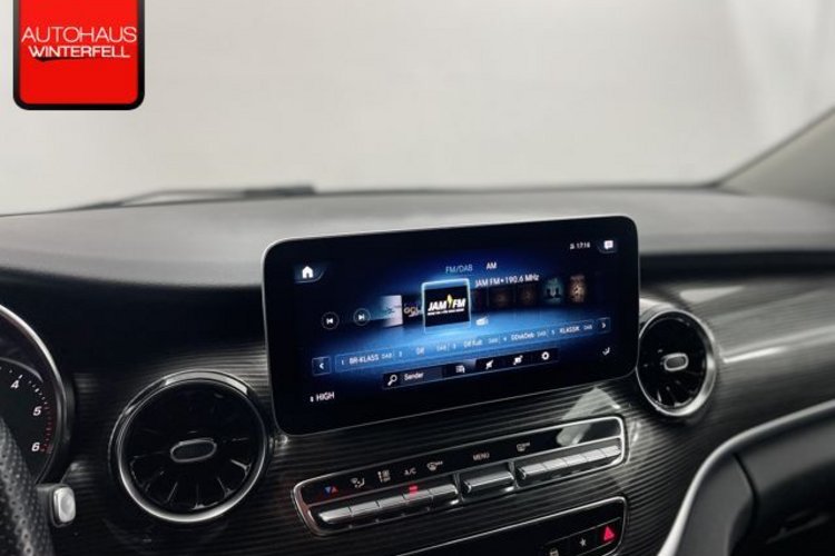 Mercedes-Benz V 220 V 220 d LANG 4M DESIGN 7SITZ+AHK+LUGANO+KAMERA+