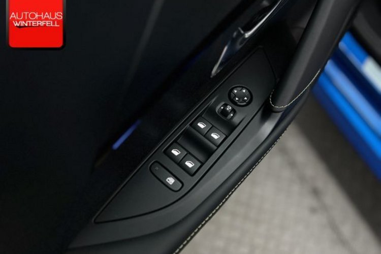Peugeot 208 208 HYBRID 136 e-DSC6 GT MASSAGE+LED+360+KEYLESS