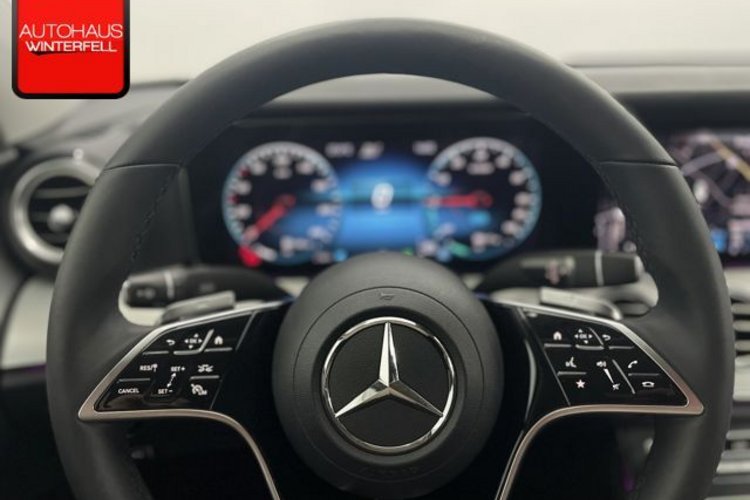 Mercedes-Benz E 300 E 300 e 4M AVANTGARDE LED+MBUX+KAMERA+DISTRONIC+