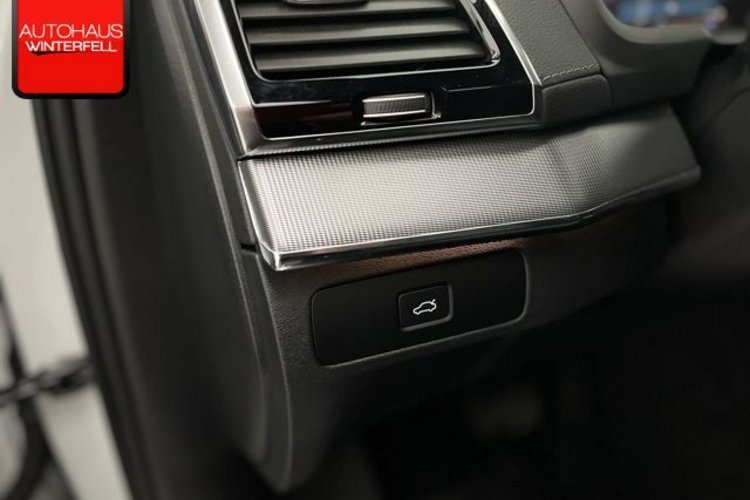 Volvo XC90 XC90 B5 D AWD Plus Dark 7SITZ+PANO+AHK+360+H&amp;K+