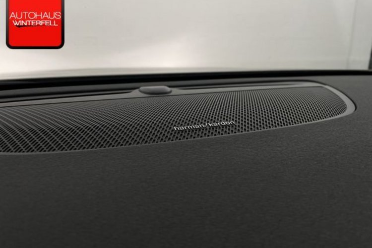 Volvo V90 V90 D4 PRO PANO+AHK+360+HUD+H&amp;K+STANDHEIZUNG+LED