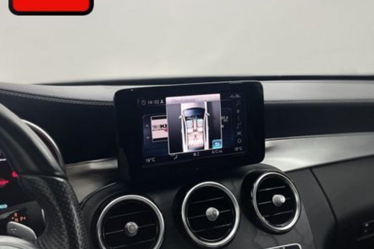 Mercedes-Benz C 300 C 300 Coupe 4M DESIGNO AMG-LENKRAD+PANO+AHK+