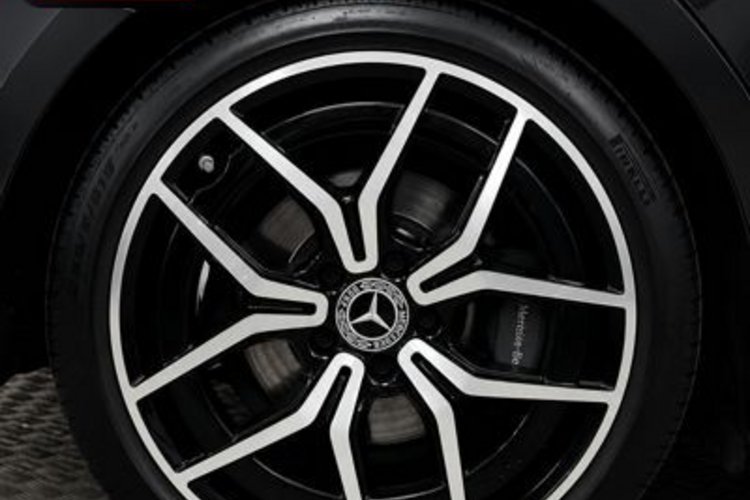 Mercedes-Benz C 220 C 220 d T 4M AMG NIGHT PANO+DIGITAL+DISTRONIC+