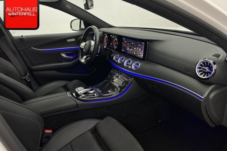 Mercedes-Benz E 300 E 300 T AMG LINE SCHIEBEDACH+KAMERA+CARPLAY+LED