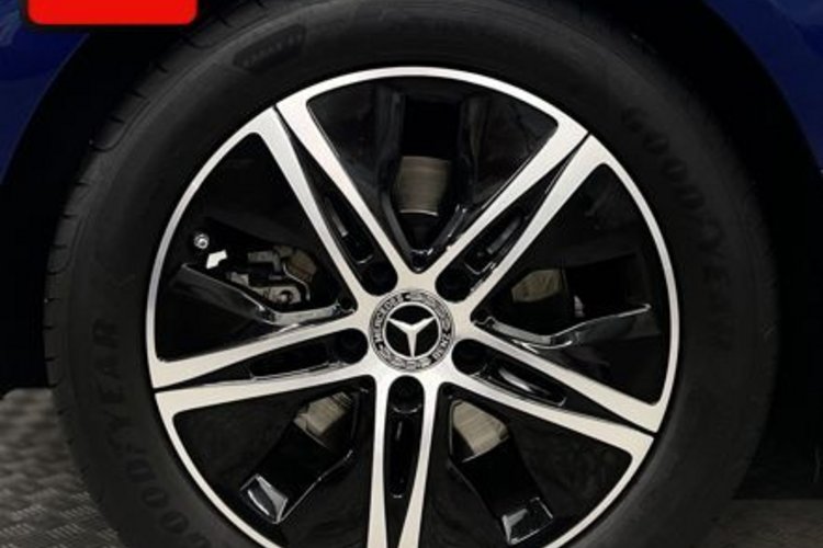 Mercedes-Benz C 300 C 300 Coupe 4M DESIGNO AMG-LENKRAD+PANO+AHK+