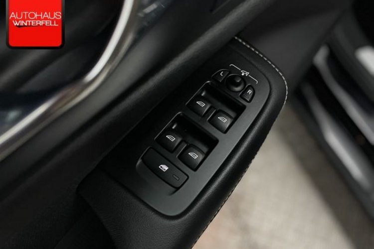 Volvo S60 S60 T8 R-DESIGN RECH AWD LED+H/K+KEYLESS+KAMERA+