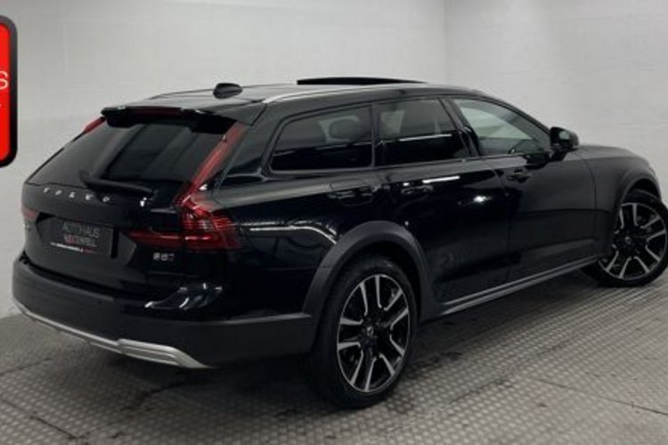 Volvo V90 Cross Country V90 Cross Country B5 Ultimate AWD PANO+STANDHEIZ