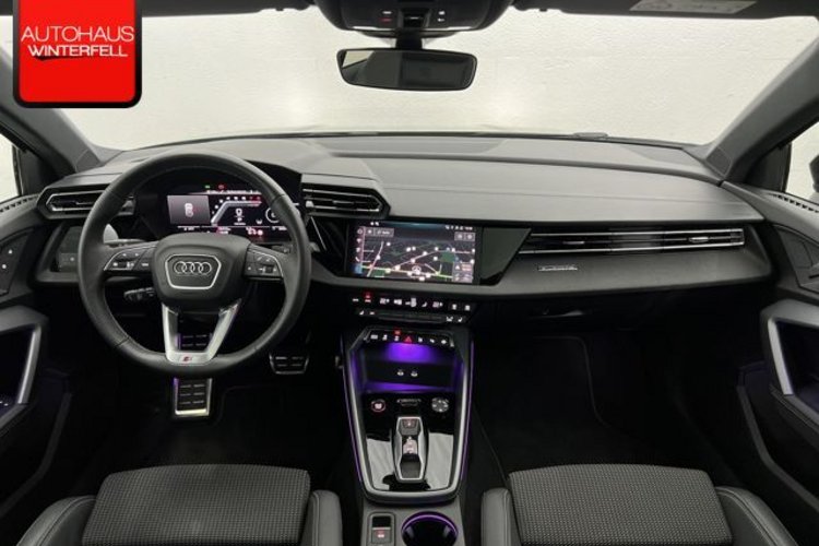 Audi S3 S3 Sportback 2.0 TFSI qu PANO+AKRAPOVIC+MATRIX+
