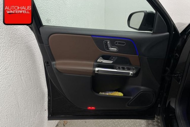 Mercedes-Benz GLB 220 GLB 220 d 4M NIGHT 7SITZER+PANORAMA+AHK+MEMORY+