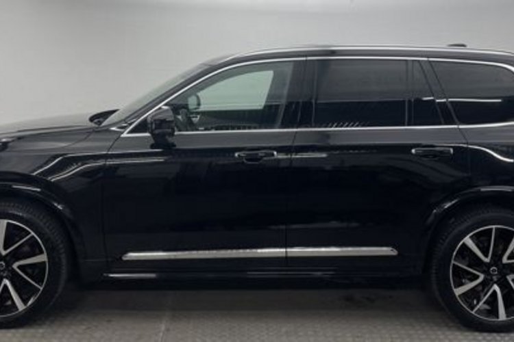 Volvo XC90 XC90 B5 D INSCRIPTION AWD 7SITZ+PANO+LUFT+AHK+