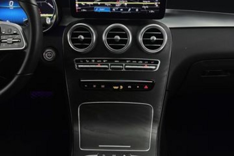 Mercedes-Benz GLC 300 GLC 300 d 4M NIGHT EXCLUSIVE PANO+MEMORY+KAMERA+