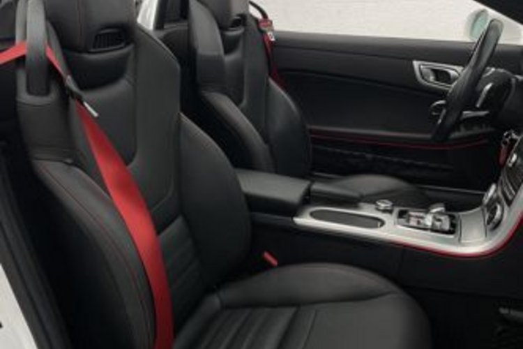 Mercedes-Benz SLC 200 SLC 200 AMG PANO+KAMERA+HARMAN/K+ILS+AIR-SCARF+