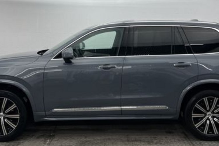 Volvo XC90 XC90 B5 D AWD ULTIMATE BRIGHT 7SITZ+PANO+NUBUK+