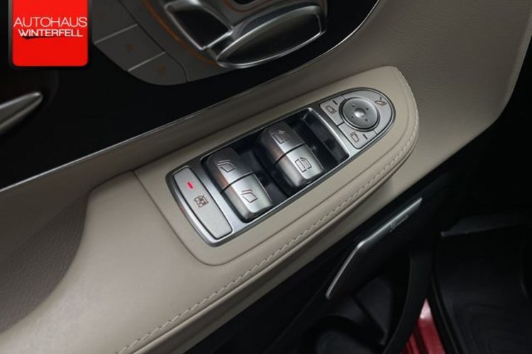 Mercedes-Benz V 300 V 300 d 4M LANG AMG NIGHT 7SITZ+PANO+AHK+STANDH+