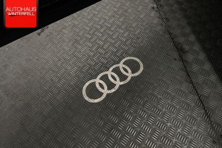 Audi Q8 Q8 50 TDI quattro S line PANO+AHK+LUFT+22Z+MEMO+