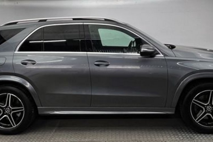 Mercedes-Benz GLE 350 GLE 350 de 4M AMG PANO+AHK+HUD+DC+360+MASSAGE+