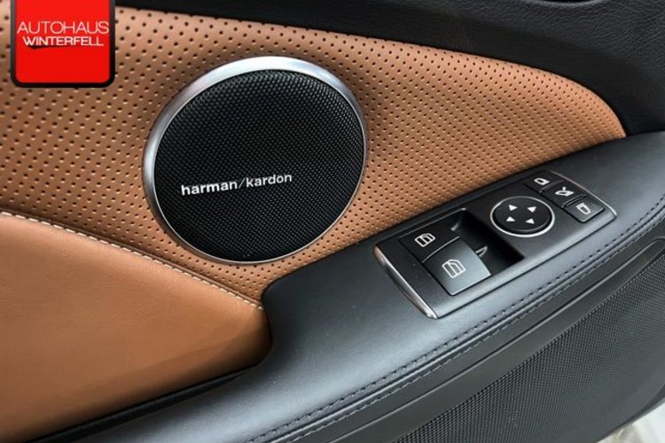 Mercedes-Benz SLC 300 SLC 300 AMG PANO+MEMO+H/K+CARPLAY+AIR-SCARF+