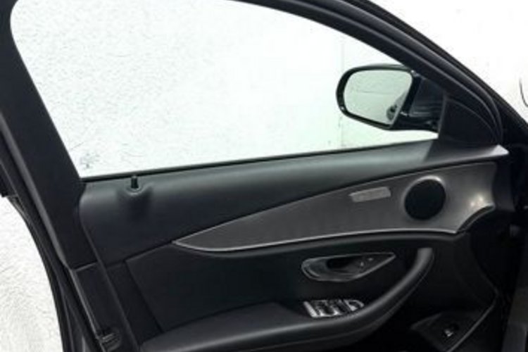 Mercedes-Benz E 350 E 350 e AVANTGARDE MULTIBEAM+COMAND+KAMERA+2ZONE
