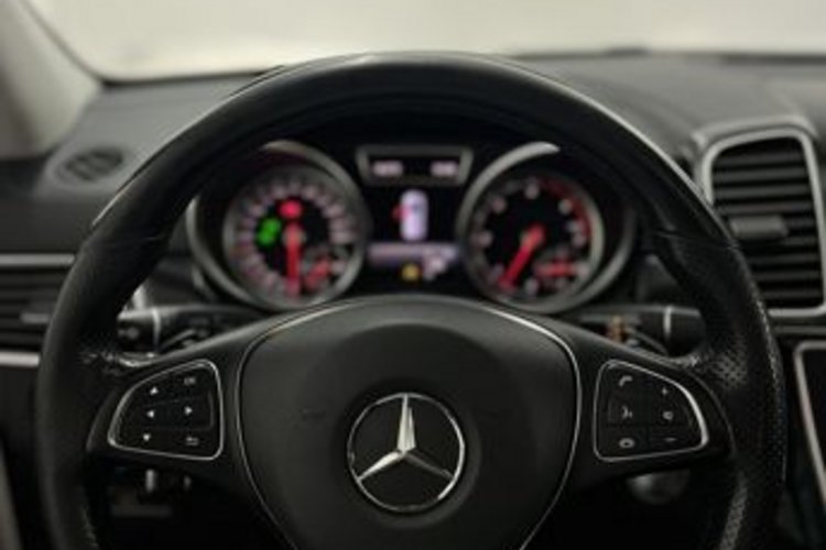 Mercedes-Benz GLE 350 GLE 350 d 4M AMG NIGHT PANO+AHK+AIRMATIC+STANDH+