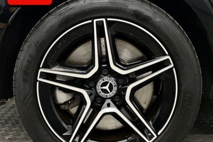 Mercedes-Benz E 300 E 300 de T 4M AMG NIGHT CARBON PANO+AHK+MEMO+