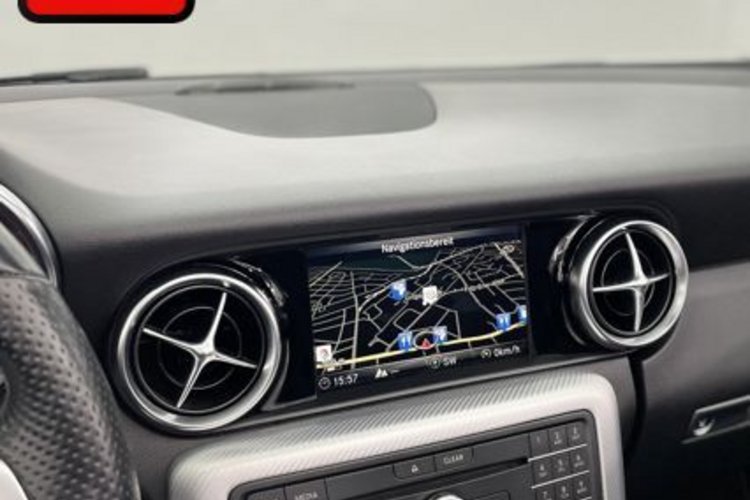 Mercedes-Benz SLC 200 SLC 200 AMG PANO+KAMERA+HARMAN/K+ILS+AIR-SCARF+