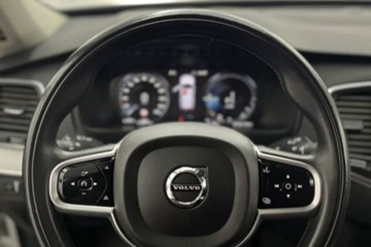 Volvo XC90 XC90 T8 INSCRIPTION RECH AWD 7SITZ+21Z+AHK+ACC+