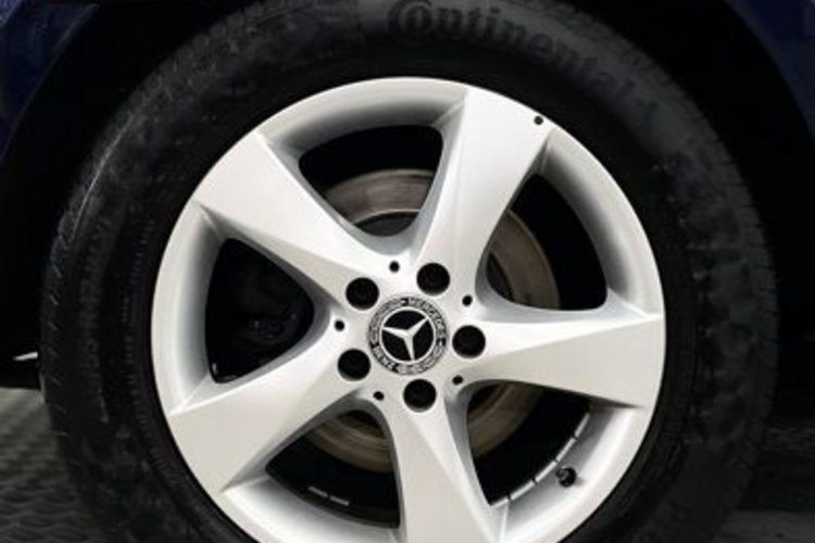 Mercedes-Benz V 300 V 300 d lang 4M Avantgarde Edition 7SITZ+360+AHK