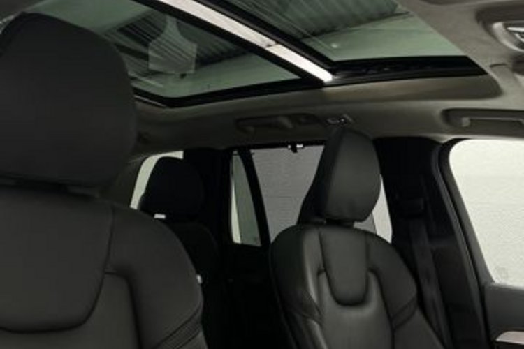 Volvo XC90 XC90 B5 D AWD ULTIMATE BRIGHT 7SITZ+PANO+NUBUK+