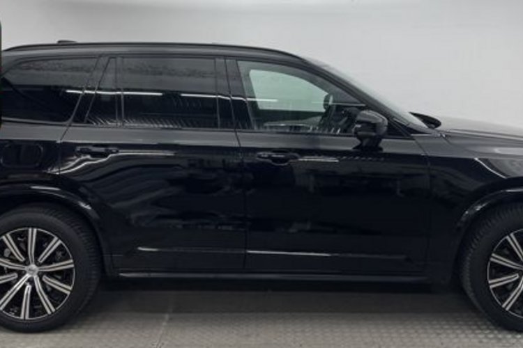 Volvo XC90 XC90 B5 D AWD Plus Dark 7SITZ+PANO+AHK+MEMORY+