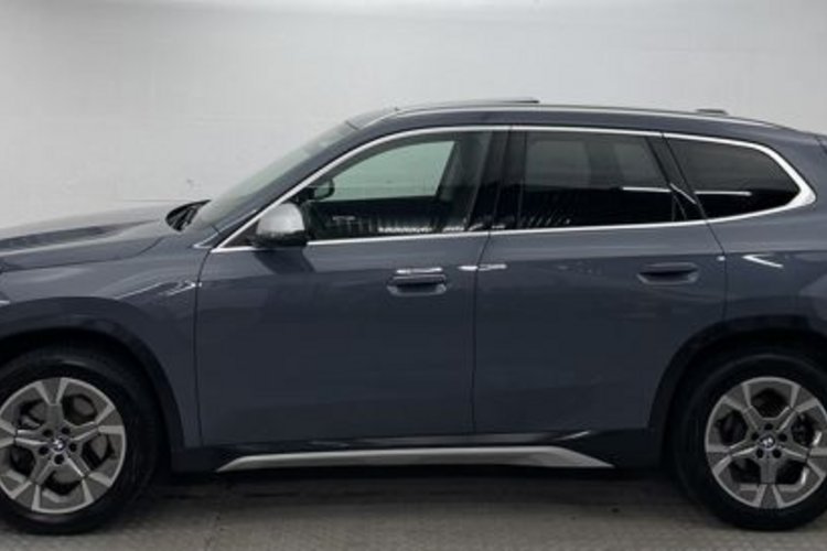 BMW X1 X1 xDrive23d xLine M-LENKRAD+PANO+AHK+MEMO+ACC