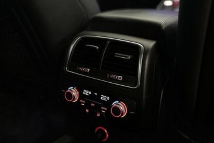 Audi A6 A6 3.0 TDI qu 20Z+KAMERA+MMI+4-ZONEN+ACTIVE-LANE