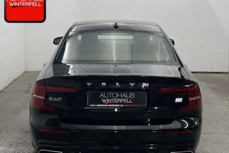 Volvo S60 S60 T8 R-DESIGN RECH AWD LED+H/K+KEYLESS+KAMERA+