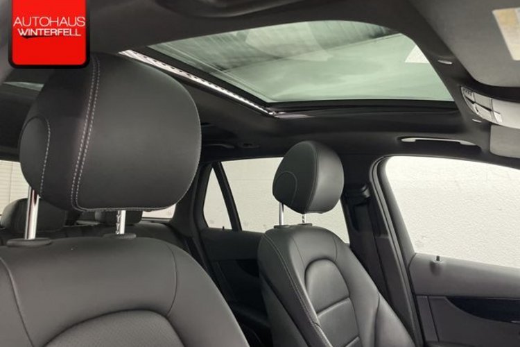 Mercedes-Benz GLC 300 GLC 300 de 4M NIGHT AMG 20Z PANO+AHK+AIR-BODY+