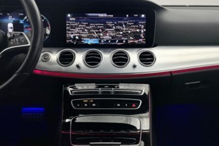 Mercedes-Benz E 220 E 220 d 4M T All-Terrain Avantgarde MBUX+MBEAM+