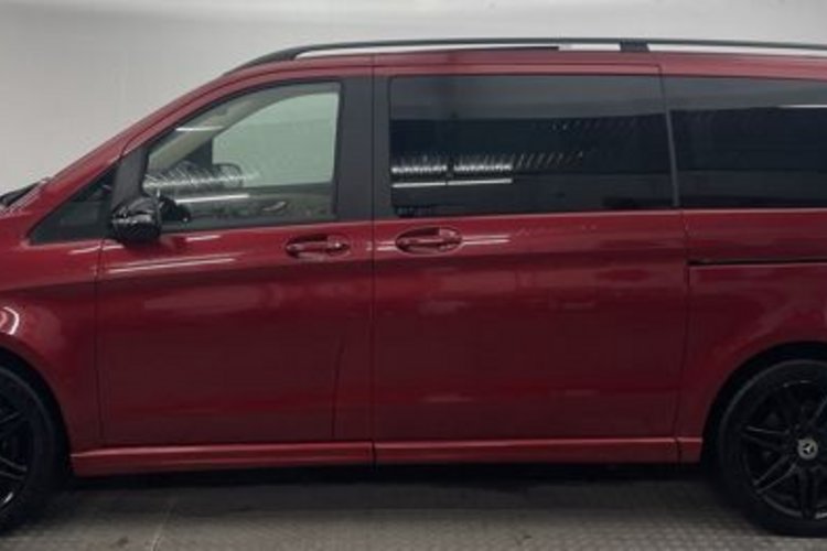 Mercedes-Benz V 300 V 300 d 4M LANG AMG NIGHT 7SITZ+PANO+AHK+STANDH+