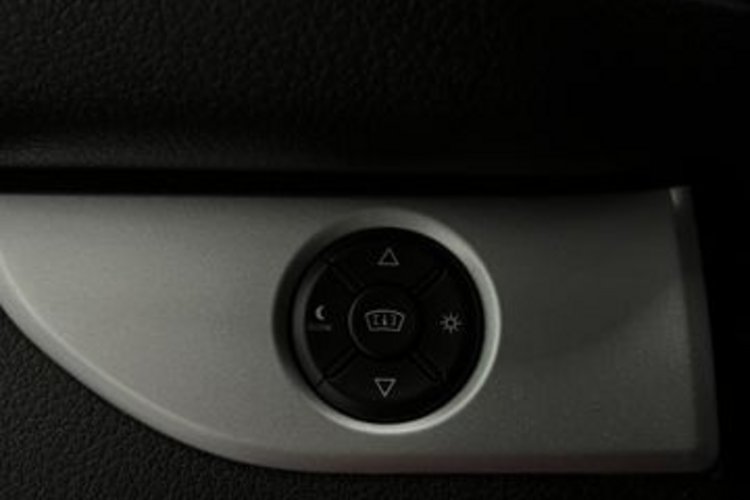 Citroën SpaceTourer Spacetourer M 2.0 145 EAT8 Business 9SITZ+AHK+