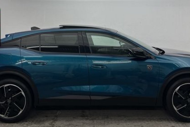 Peugeot 408 408 PureTech 130 EAT8 GT PANO+360+MEMO+FOCAL+ACC