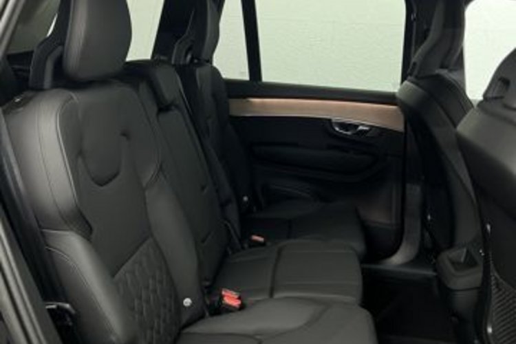 Volvo XC90 XC90 B5 AWD PLUS BRIGHT 7SITZ+AHK+MATRIX+360+HUD