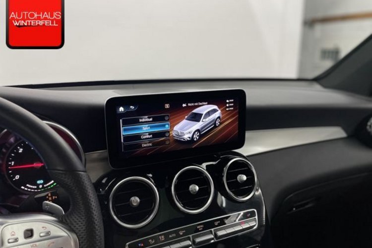 Mercedes-Benz GLC 300 GLC 300 de 4M AMG NIGHT PANO+360+BURMESTER+TRITT