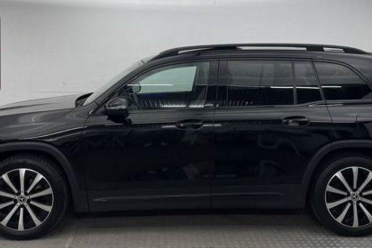 Mercedes-Benz GLB 220 GLB 220 d 4M NIGHT 7SITZER+PANORAMA+AHK+MEMORY+