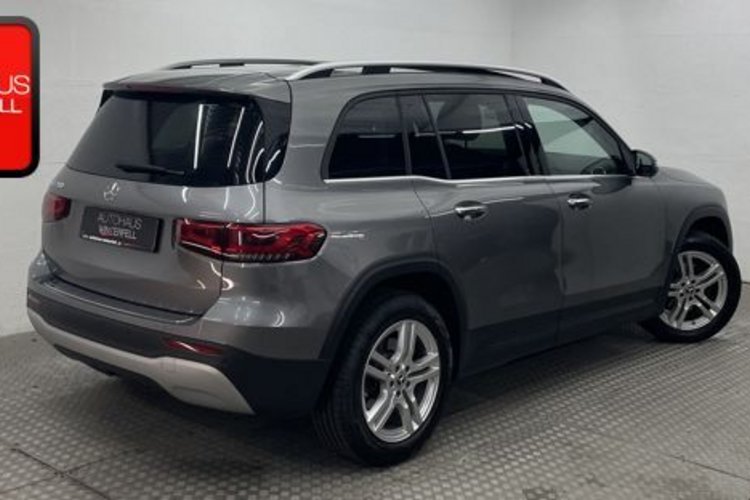 Mercedes-Benz GLB 200 GLB 200 7SITZ+PANO+AHK+MEMO+KAMERA+DISTRONIC+