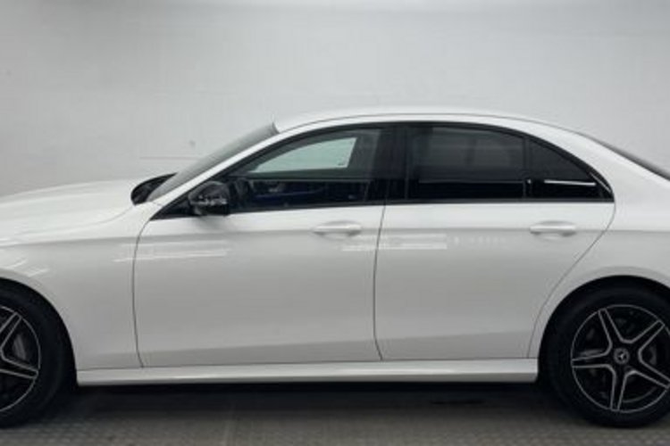 Mercedes-Benz E 400 E 400 d 4M AMG NIGHT MEMO+360+BURMESTER+DISTRO+