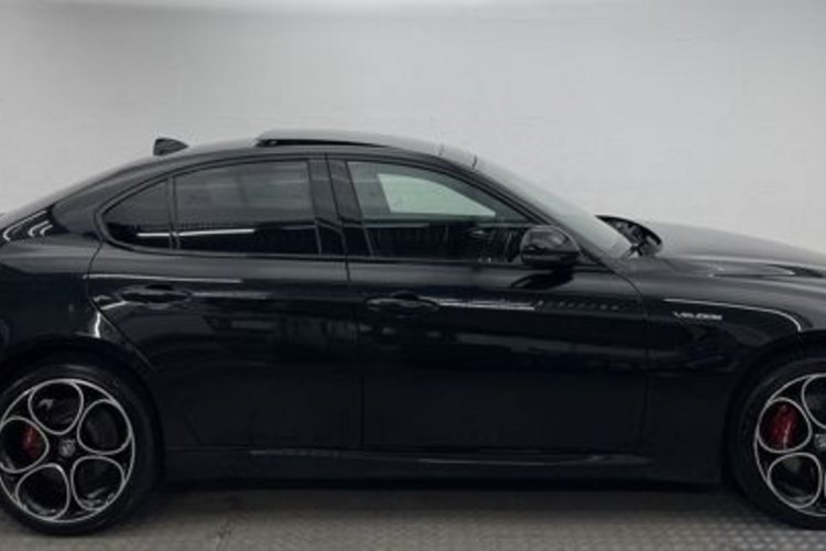 Alfa Romeo Giulia Giulia 2.0 Turbo Veloce Q4 SPECIALE+PANO+MEMO+AC