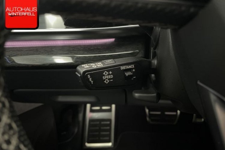 Audi Q8 Q8 50 TDI quattro S line PANO+AHK+LUFT+22Z+MEMO+