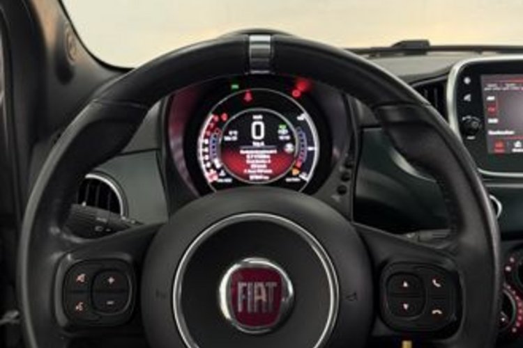 Fiat 500 500 1.2 8V Rockstar PANORAMA+CARPLAY+PDC+KLIMA+