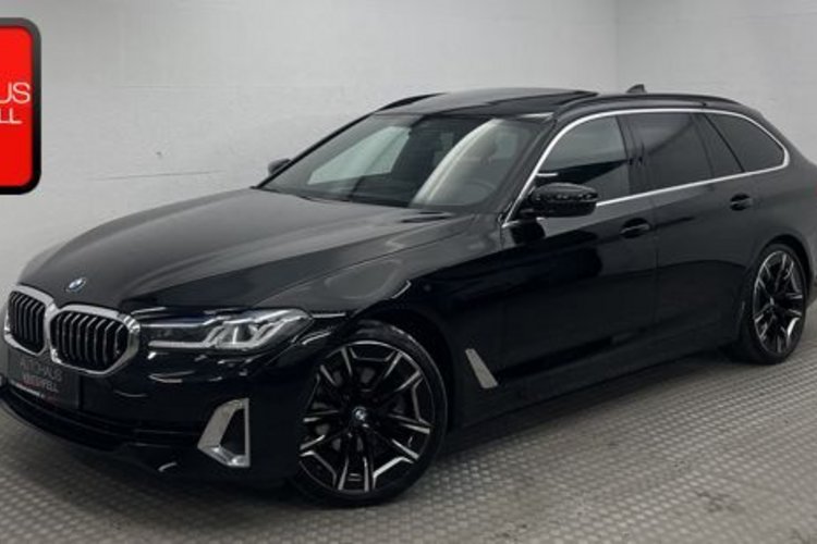 BMW 520 520 d xDrive Luxury Line INDIVIDUAL+PANO+B&amp;W+HUD