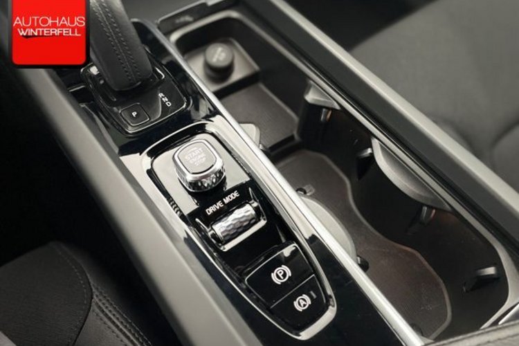 Volvo XC60 XC60 B4 VOLL-LED+KAMERA+KEYLESS+CARPLAY+
