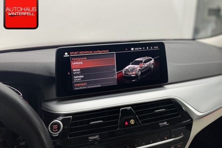 BMW 530 530 d xDrive Touring INDIVIDUAL+PANO+AHK+MEMO+