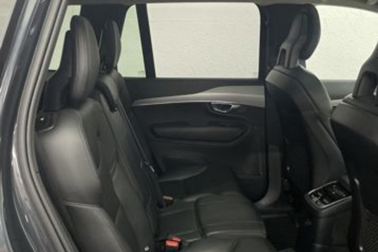 Volvo XC90 XC90 T8 AWD Recharge INSCRIPTION 7SITZ+PANO+LUFT