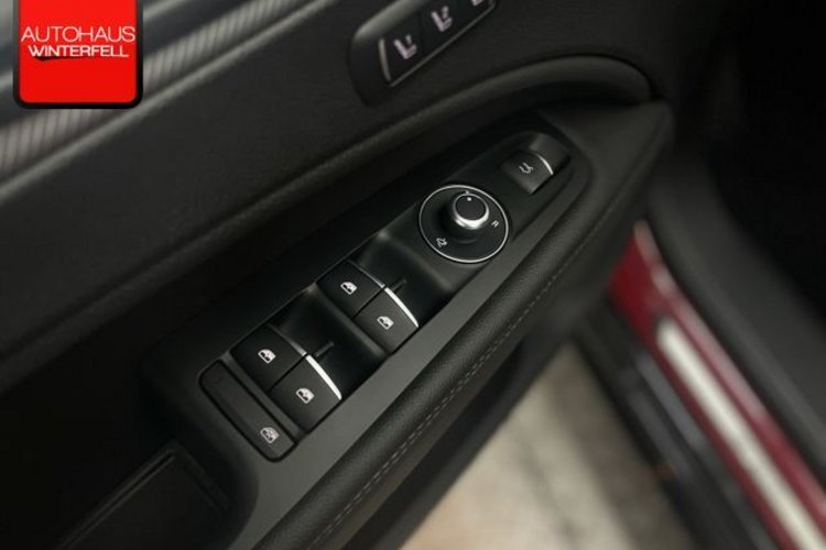 Alfa Romeo Stelvio Stelvio 2.0 Turbo Veloce Q4 ROSSO+SPECIALE+AHK+